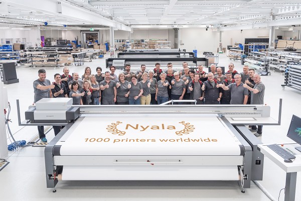The swissQprint production team has celebrated a milestone at company headquarters in Switzerland: the thousandth Nyala machine, due to be finished and delivered in June